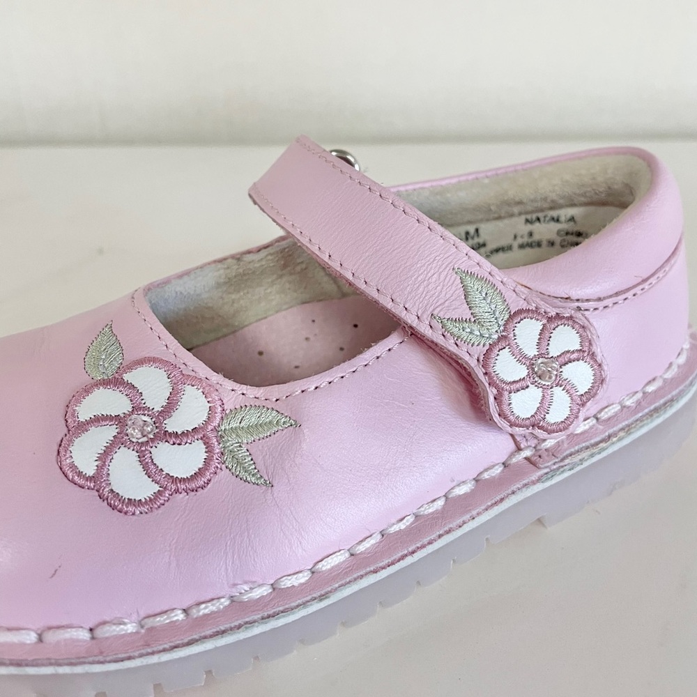 STRIDERITE Natalia Leather upper sz 9 1/2 months